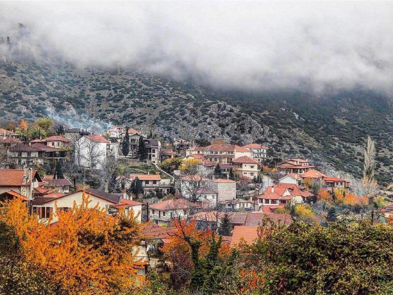 Asimina Guesthouse, Eptalofos Parnassos מראה חיצוני תמונה