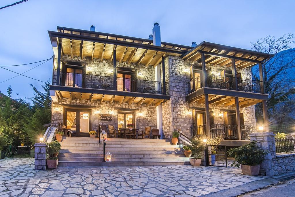 Asimina Guesthouse, Eptalofos Parnassos מראה חיצוני תמונה