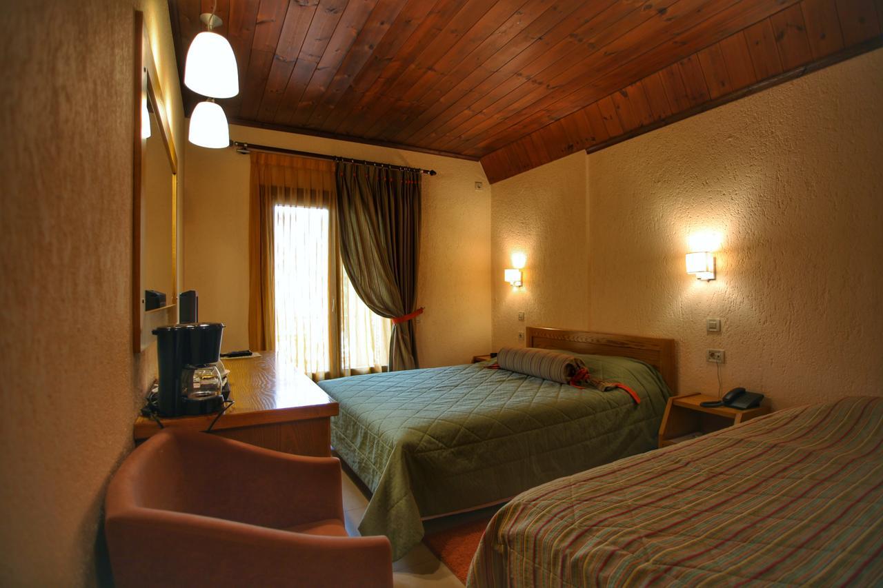 Asimina Guesthouse, Eptalofos Parnassos מראה חיצוני תמונה